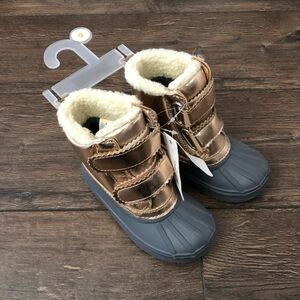 GYMBOREE Girls 9 Sherpa Lined Rose Gold Shimmery Velcro Snow/Rain Boots - NWT!